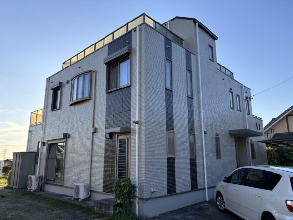 Y様邸 ｜築16年 トヨタホームの屋根・外壁塗装施工事例｜無機塗料＆コウモリ対策